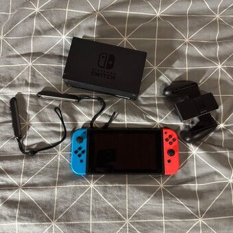 Predám Nintendo Switch – TOP stav, ako nový (bez škrabancov)