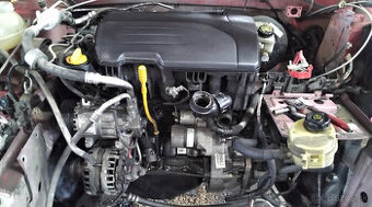 Predám MOTOR D4F F7 DACIA SANDERO 1.2 2014 DVERE, MOTOR D4FF