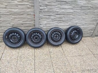 Predam disky obuté zimné pneumatiky Honda 4x100 R14