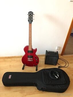 Predám gitaru, kombo, stojan a púzdro