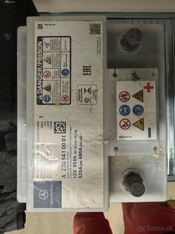 Predam autobateriu 12v 35 Ah mensi rozmer