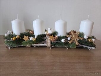 Adventný veniec bielo zlatý