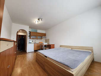 Prenajmem garsonku na Bysterci v Dolnom Kubíne