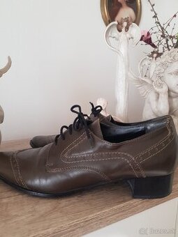 Damske poltopanky na snurovanie