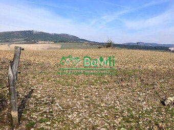 Pozemok Hôrky, okres Žilina, 1440m2 (037-14-JAGAa)