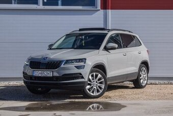 Škoda Karoq 2.0 TDI SCR Style 4x4 / PANO / Nelakované