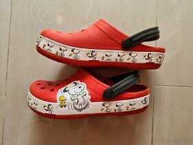 Crocsy Snoopy original veľ. 13