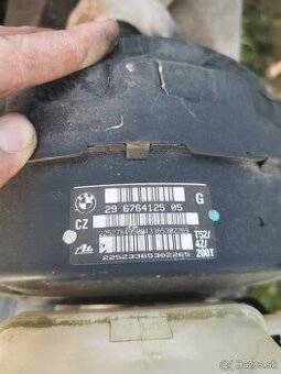 Posilovač bŕzd BMW E90 E91 E92