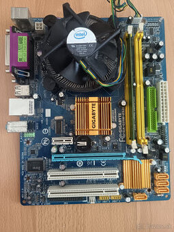 Gigabyte GA-G31M-ES2L + Intel Core2Duo E7500 + 1GB RAM