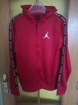 AIR JORDAN chlapčenská mikina veľkosť 13-15 rokov