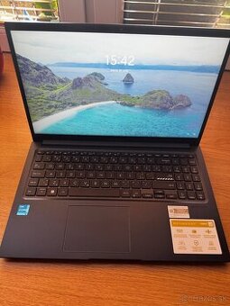 ASUS Vivobook 15 X1504