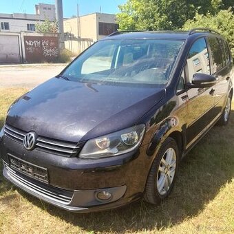 VW Touran 1,6TDI 7 miestne 2011