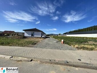 PREŠOV-ĽUBOTICE, RODINNÝ DOM-NOVOSTAVBA, POZEMOK 511 m2,HOLO
