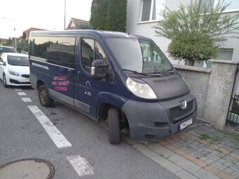 Peugeot boxer 9.miestne 2,2 hdi 74kw.