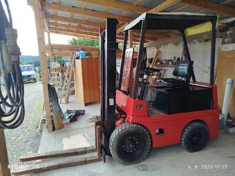 Vzv Desta Zetor motor