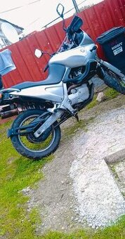 BMW f650