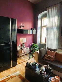 Bratislava-Staré Mesto -komplet zariadený 4 izb. byt 128 m2-