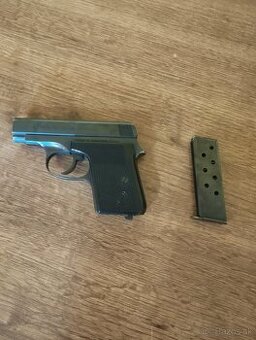 Pištoľ ČZ 92  cal.6.35 Browning
