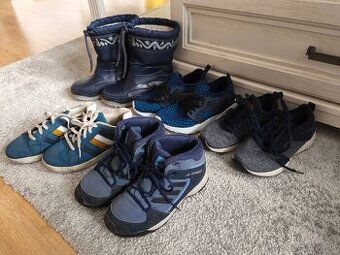 Predám snehule a botasky veľ. 30-31