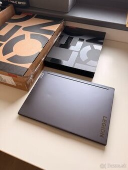 PREDÁM Lenovo Legion Slim 5 16AHP9