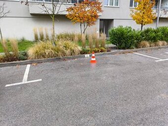 Parkovacie miesto - Vlčince, ul. Pražská - 1