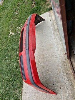 Predam predny naraznik na skoda octavia 1