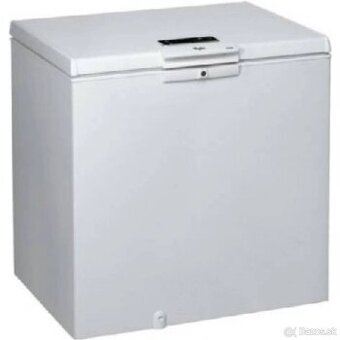 Truhlicová mraznička Whirlpool 251l - 1
