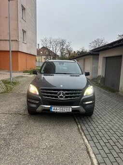 Mersedes-Benz ML 350