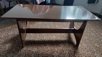 Stôl do obývačky