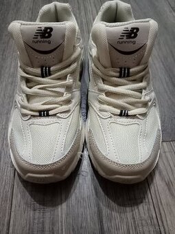 Dámske tenisky New balance  530