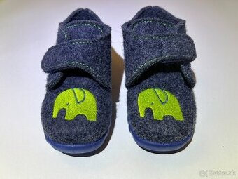 Kvalitné detské papučky Elefanten – veľkosť 22 (ako nové)