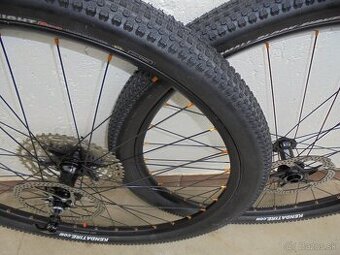 Kvalitné Kolesá 15x100 - 10x135 mm. 29" Kompletné.