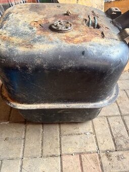 Predam PALIVOVú NÁDRŽ 95L ZETOR 5211-7745