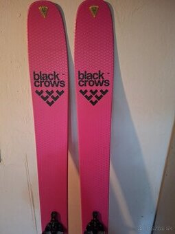 Pouzivany skialp set Black Crows corvus freebird