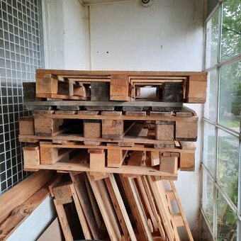 PREDÁM DREVENÉ PALETY