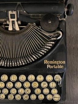 Písací stroj Remington Portable
