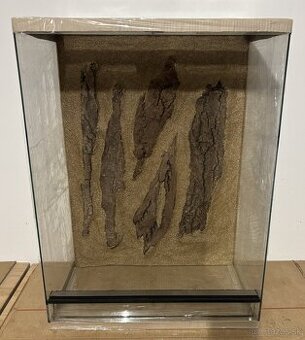 Terárium 60x40x80 s 3D stenou