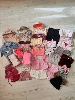 Balík dievčenského oblečenia