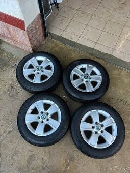 Predam elektrony r15(zimne gumy)