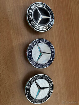 Kryt - emblem -  znak Mercedes Benz na kapotu