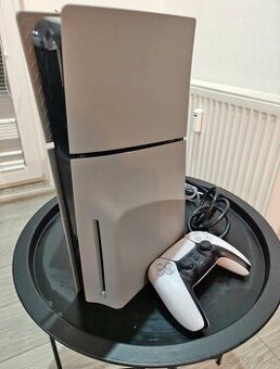 PS5 Slim s mechanikou