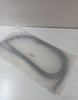 Tesnenie čelného skla OEM Toyota Corolla Verso II