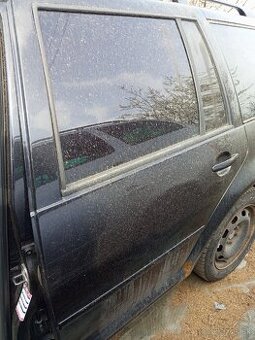 Ľavé zadné dvere golf 4 variant