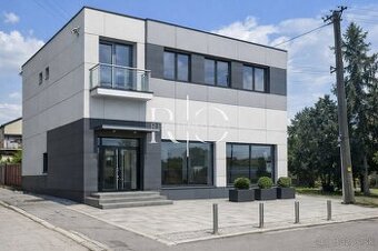 Na predaj polyfunkčná budova Svinná - okr.Trenčín - 1