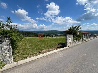 Predaj: Slnečný Stavebný pozemok 1207 m2, Badín, krásny výhľ