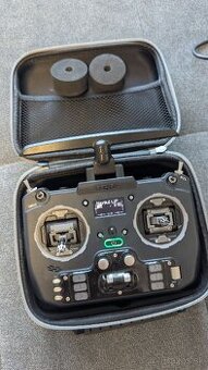 Jumper T20 V2 868/915 MHz ELRS – rádio na FPV drony