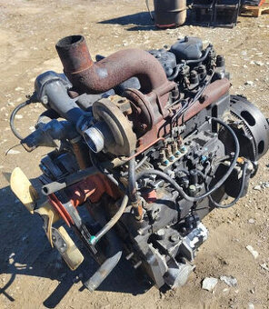 Predam kompletny motor traktor zetor 7340turbo
