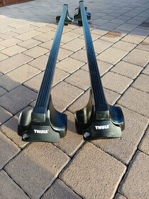 Strešný nosič THULE  pre VOLKSWAGEN PASSAT B7 SEDAN