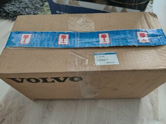 Volvo 240 zadne svetlo