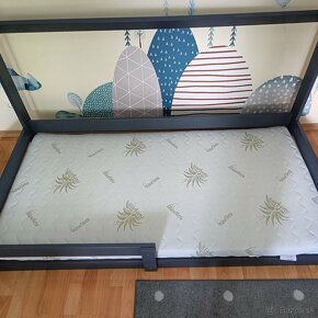 Domčeková posteľ + kokosový matrac - 1